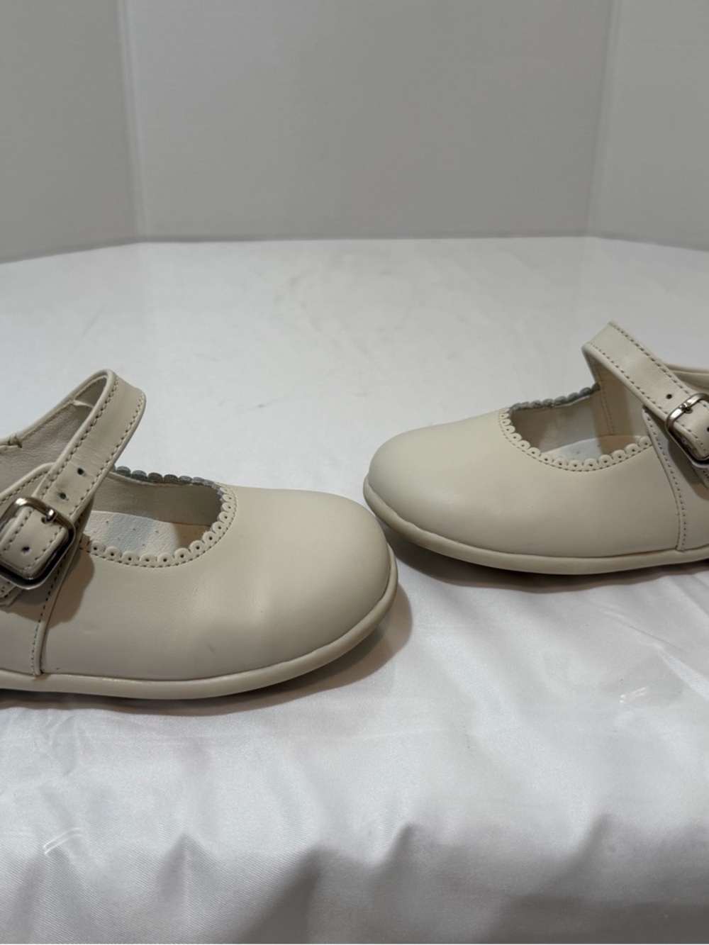 La Coqueta Ivory Nappa Leather Toddler Mary Jane Shoes Size 25 (9 US) - Picture 14 of 17
